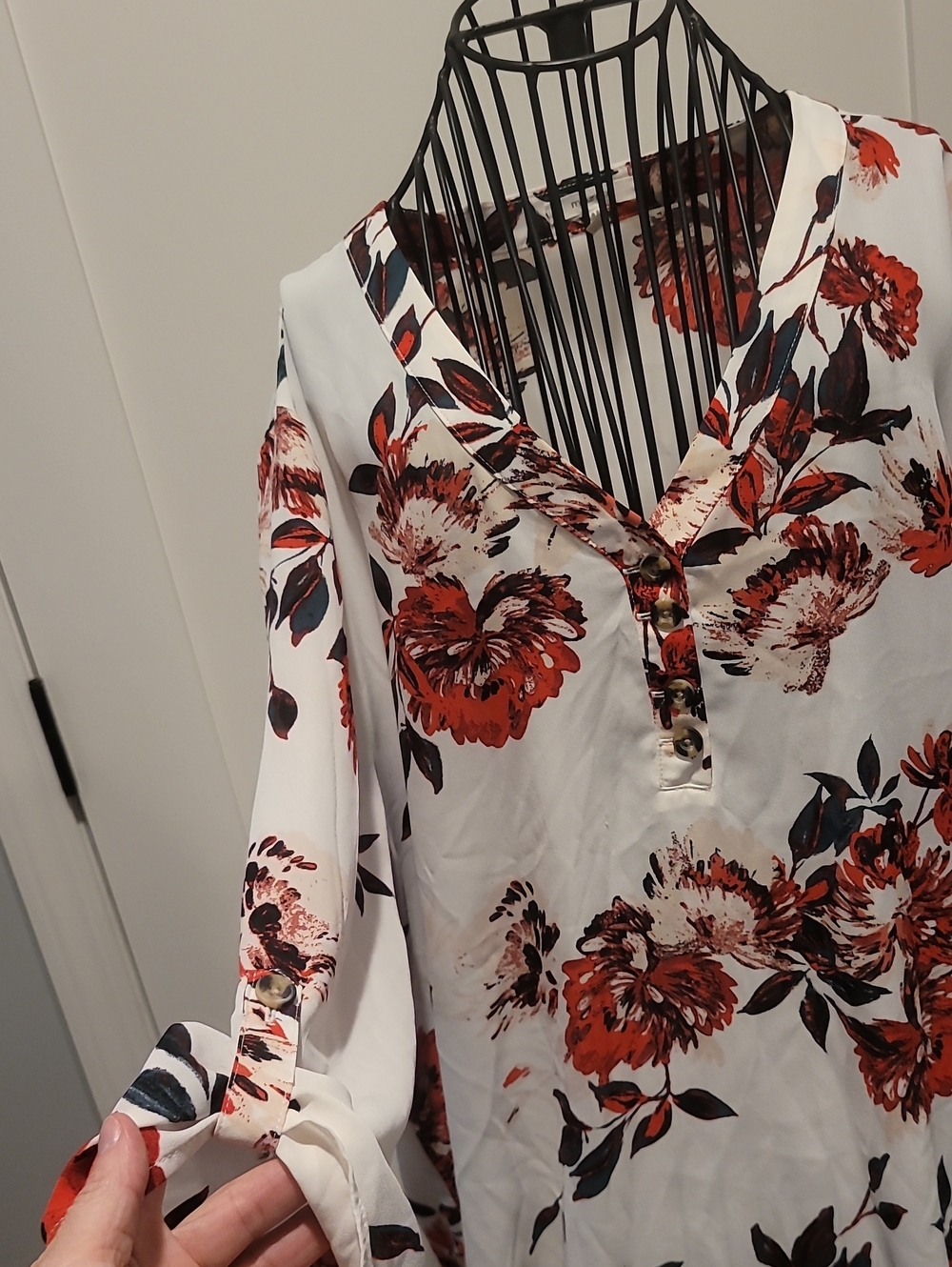 Maurices White Floral V-Neck Blouse with Red Bloom Print
